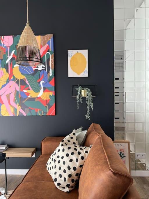 Smart Art :) Z Bezplatnym Parkingiem Podziemnym Apartment Келце Екстериор снимка