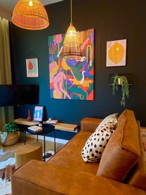 Smart Art :) Z Bezplatnym Parkingiem Podziemnym Apartment Келце Екстериор снимка