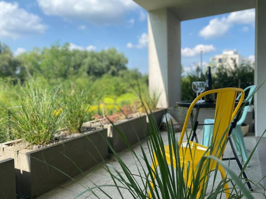 Smart Art :) Z Bezplatnym Parkingiem Podziemnym Apartment Келце Екстериор снимка
