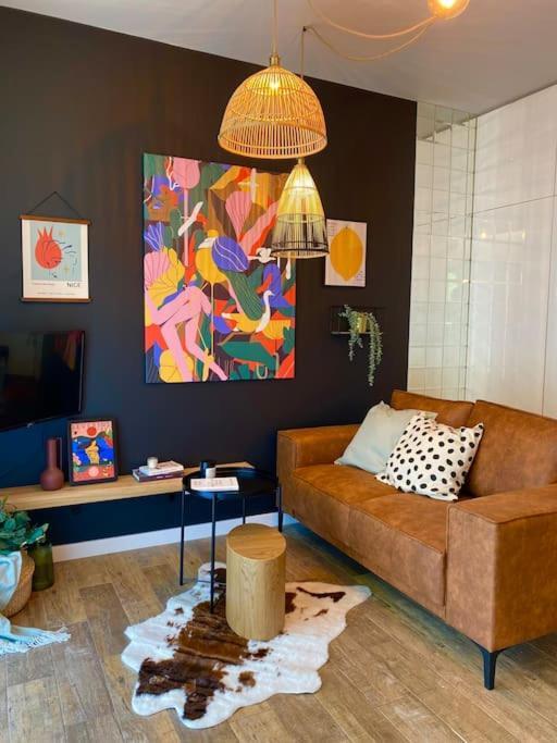 Smart Art :) Z Bezplatnym Parkingiem Podziemnym Apartment Келце Екстериор снимка
